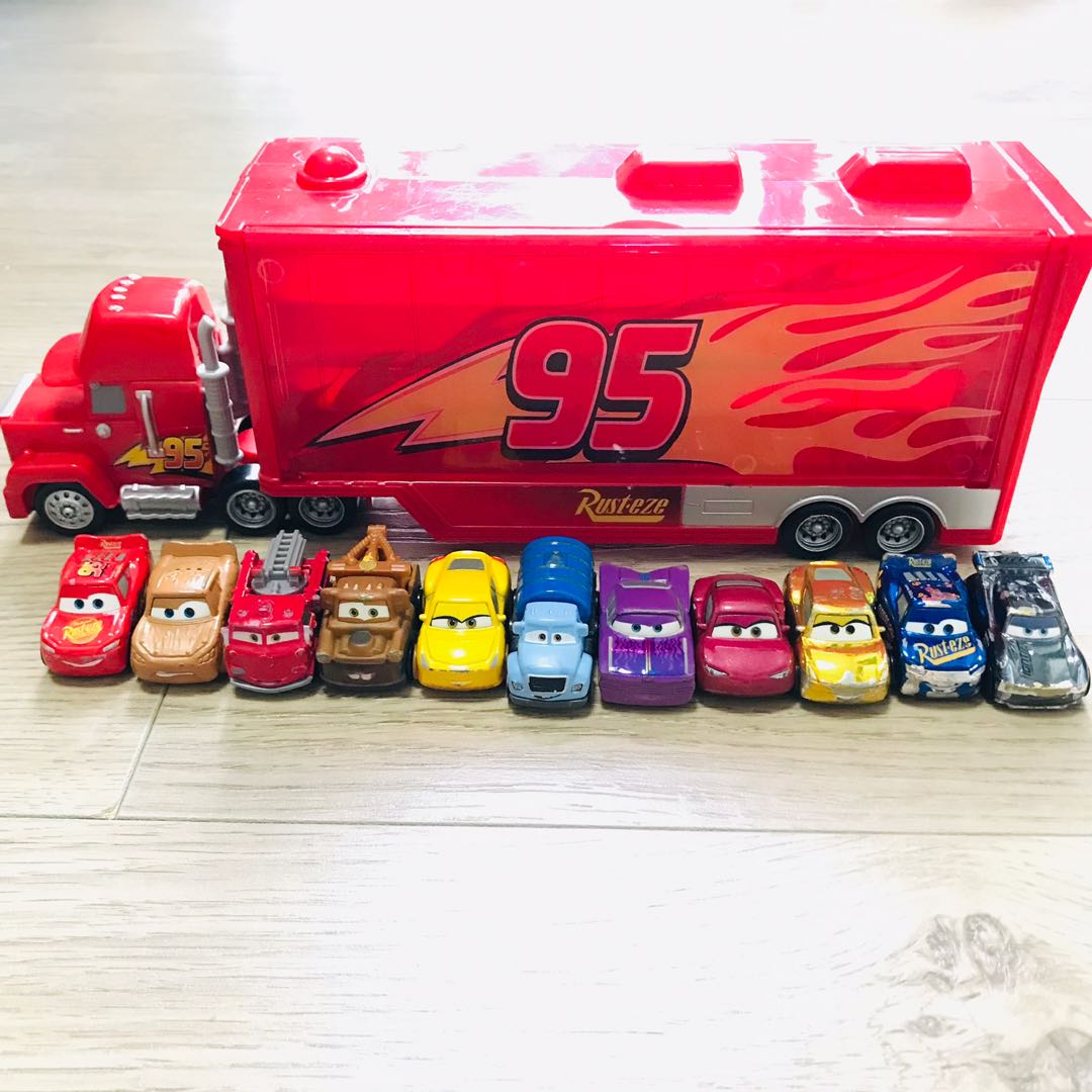 Lightning McQueen Truck, Hobbies & Toys, Toys & Games on Carousell