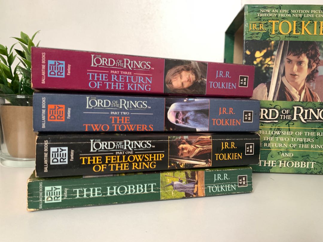 Lord of The Rings Box Set, Hobbies & Toys, Books & Magazines, Fiction