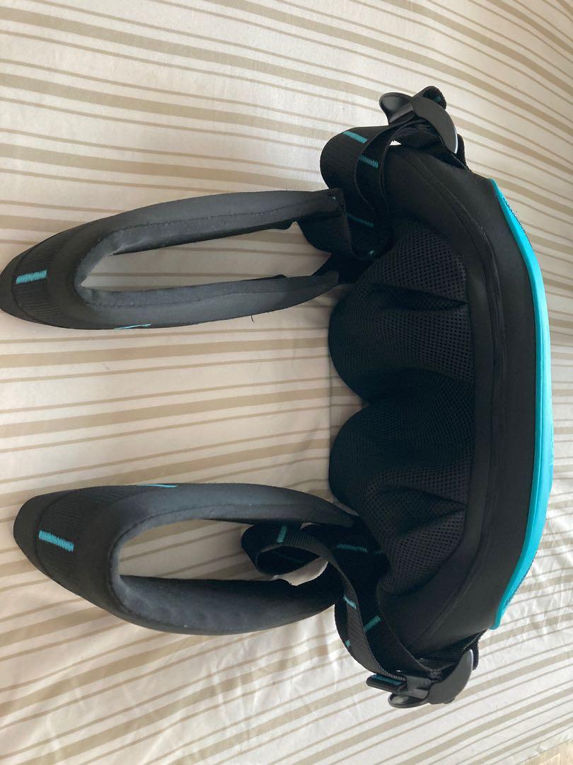 Magic Hands Massager, Health & Nutrition, Massage Devices on Carousell