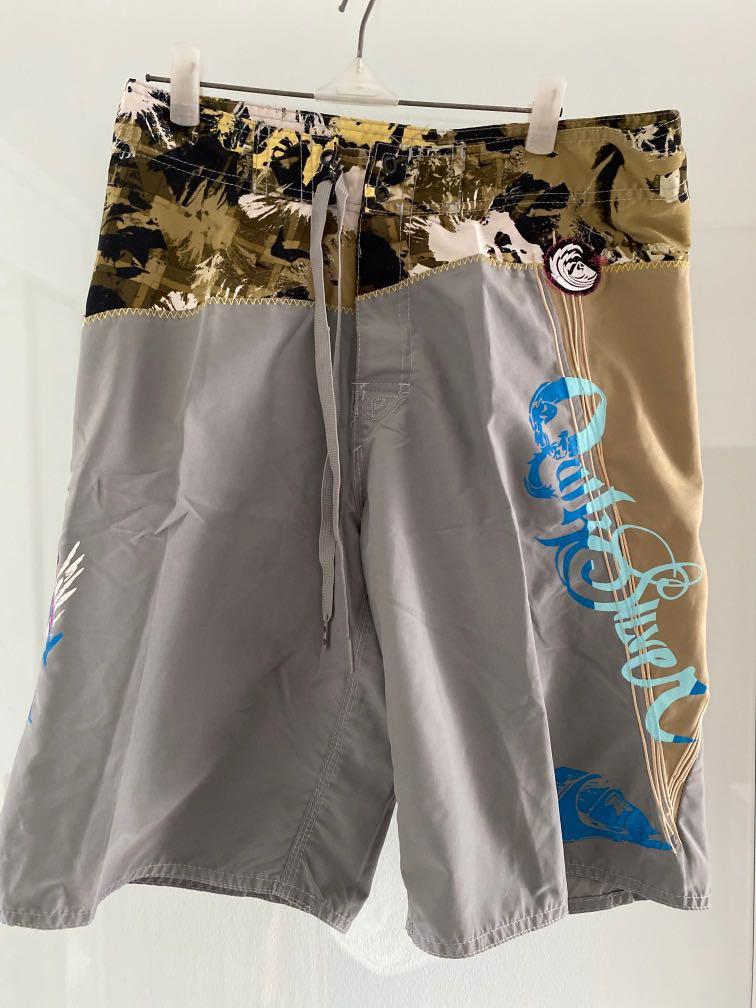 Mens Quicksilver surf shorts