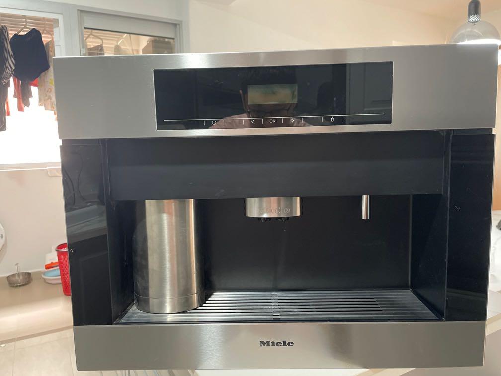 Miele C5060 build in coffee machine 