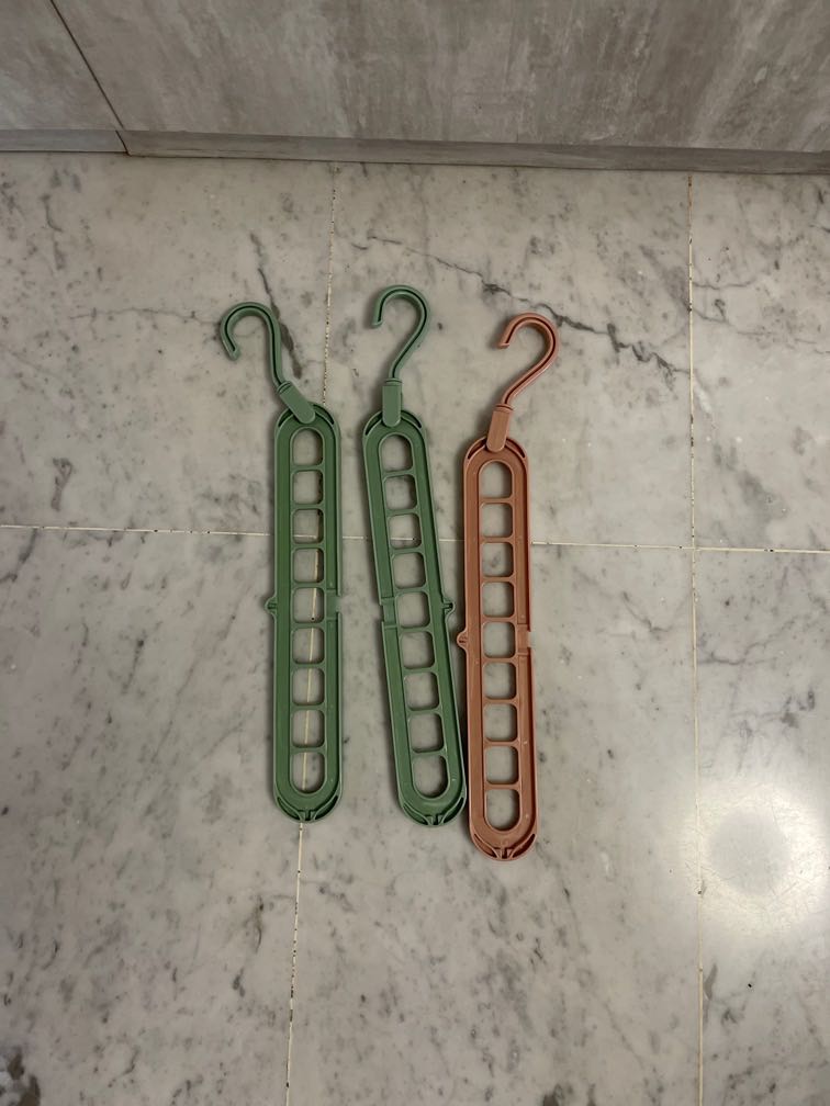 Multi hole hanger, Everything Else on Carousell