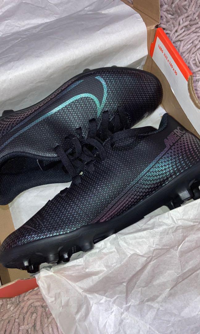 Mercury football boots online