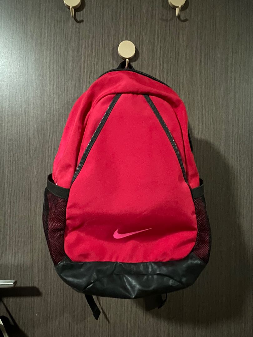 Nike Varsity Backpack, Men's Fashion, Bags, Backpacks on Carousell