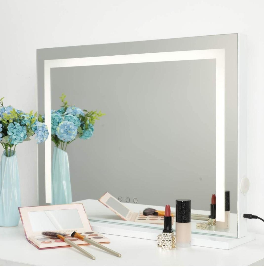 Ouo lighted vanity mirror clearance