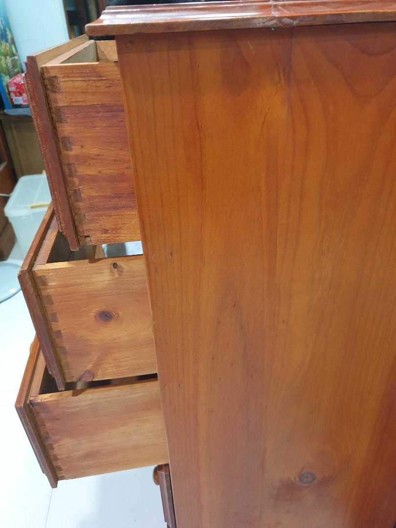 FREE Picket and Rail chest of drawers for clothing, Furniture & Home