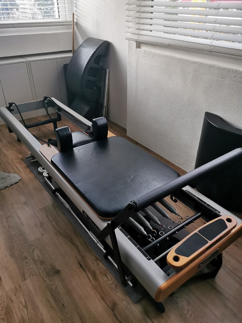 Peak pilates deluxe reformer deals