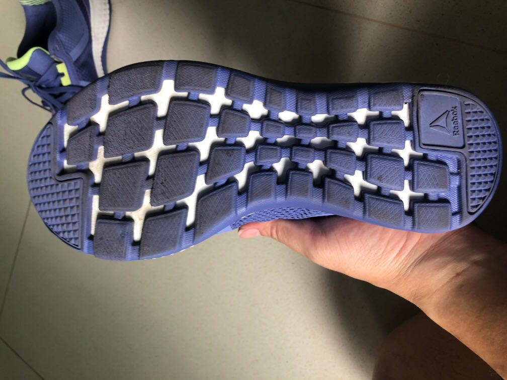 Reebok women's astroride clearance walking shoes