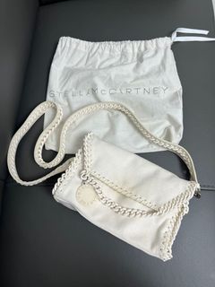 （分類：）位於 。 由 ashleychar 提交（商品編號 1147415641，圖片 1）。簡介： 。