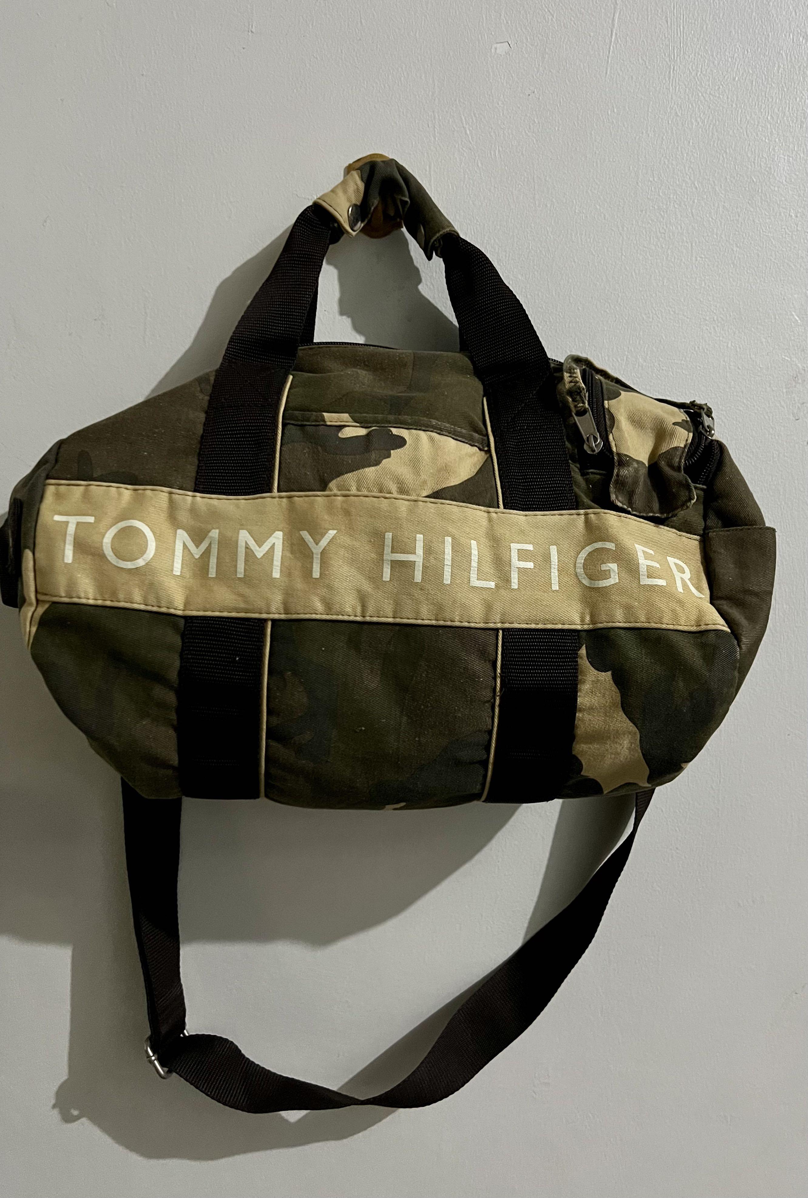 tommy hilfiger camo duffle bag