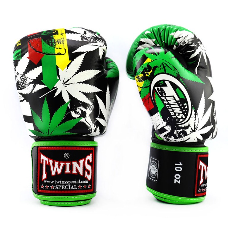 Twins Special BOXING/MUAY THAI GLOVES GRASS/WEED, Sports Equipment