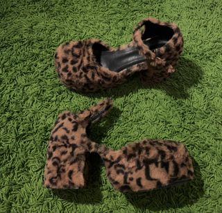 Unif leopard hot sale shoes