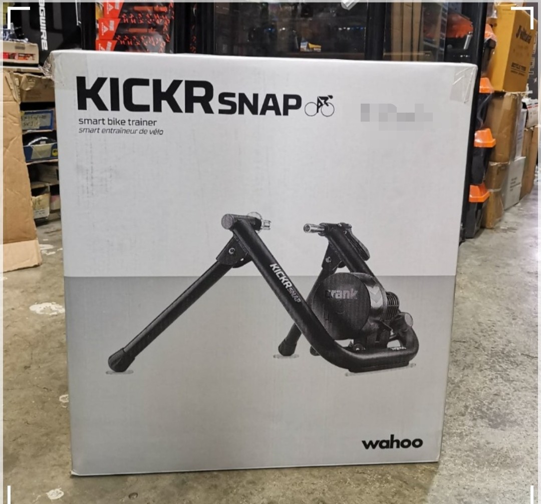 Wahoo KICKR SNAP Bike Trainer *Free 
