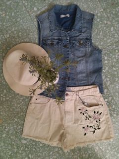 (Category: ) located in . Submitted by sheincity (Listing ID 1147366899, Image 1). Description: .