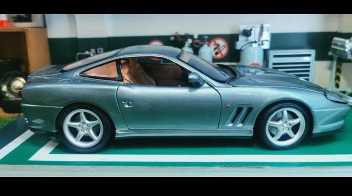 Maisto ferrari 550 top maranello 1 18