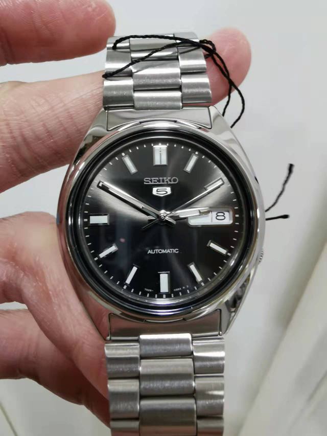 Seiko 5 automatic snxs79 hotsell
