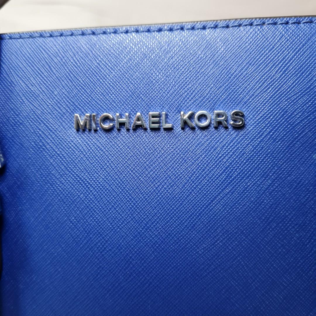 Michael kors cobalt blue bag top