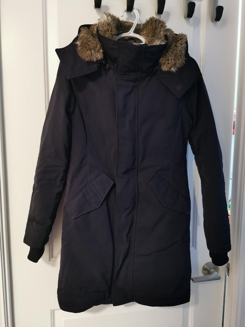 Babaton Oskar Parka Women s Fashion Clothes on Carousell