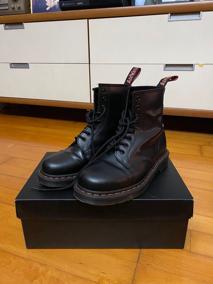 Martens mono clearance 146