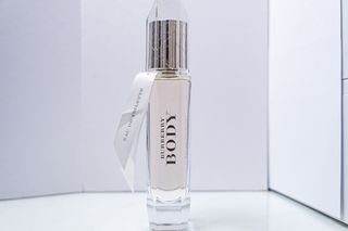 （分類：）位於 。 由 koo.la 提交（商品編號 1147673189，圖片 1）。簡介： 。