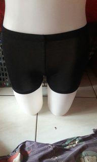 CELANA SHORT KOREA