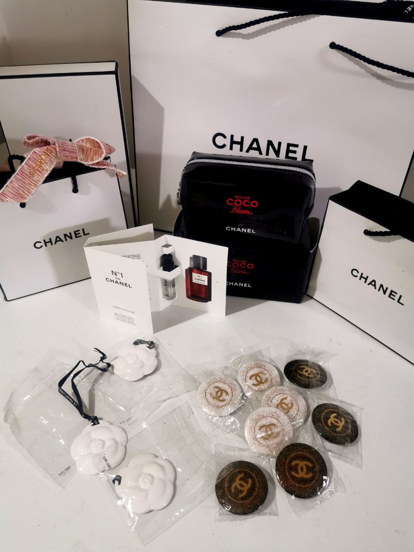 Chanel N1 Samples vial perfume sample skincare Pouch, Beauty & Personal  Care, Face, Makeup on Carousell