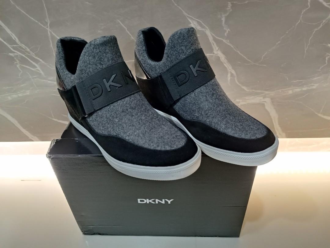 Wedge discount grey sneakers