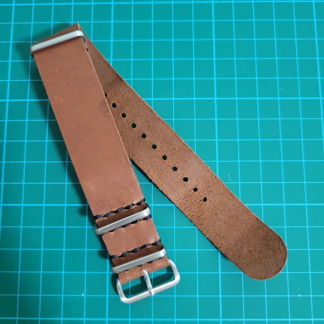 22mm Kangaroo Leather Nato Watch Strap from Crown Buckle for