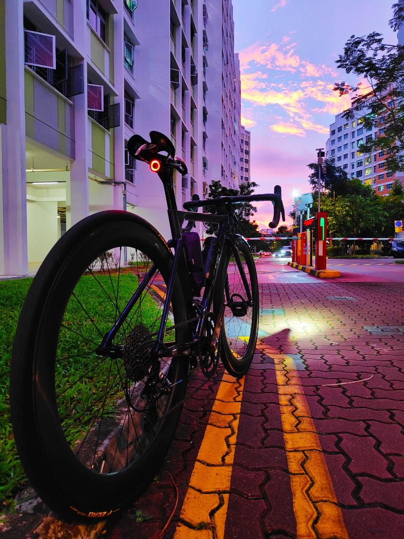 Full carbon road bike (frame size 47") 7.4kg+/, Sports Equipment