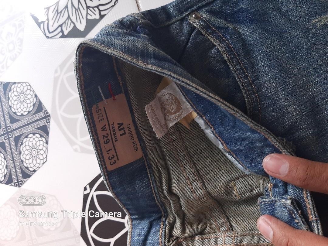 Diesel jeans liv. Fesyen Pria Pakaian Bawahan di Carousell