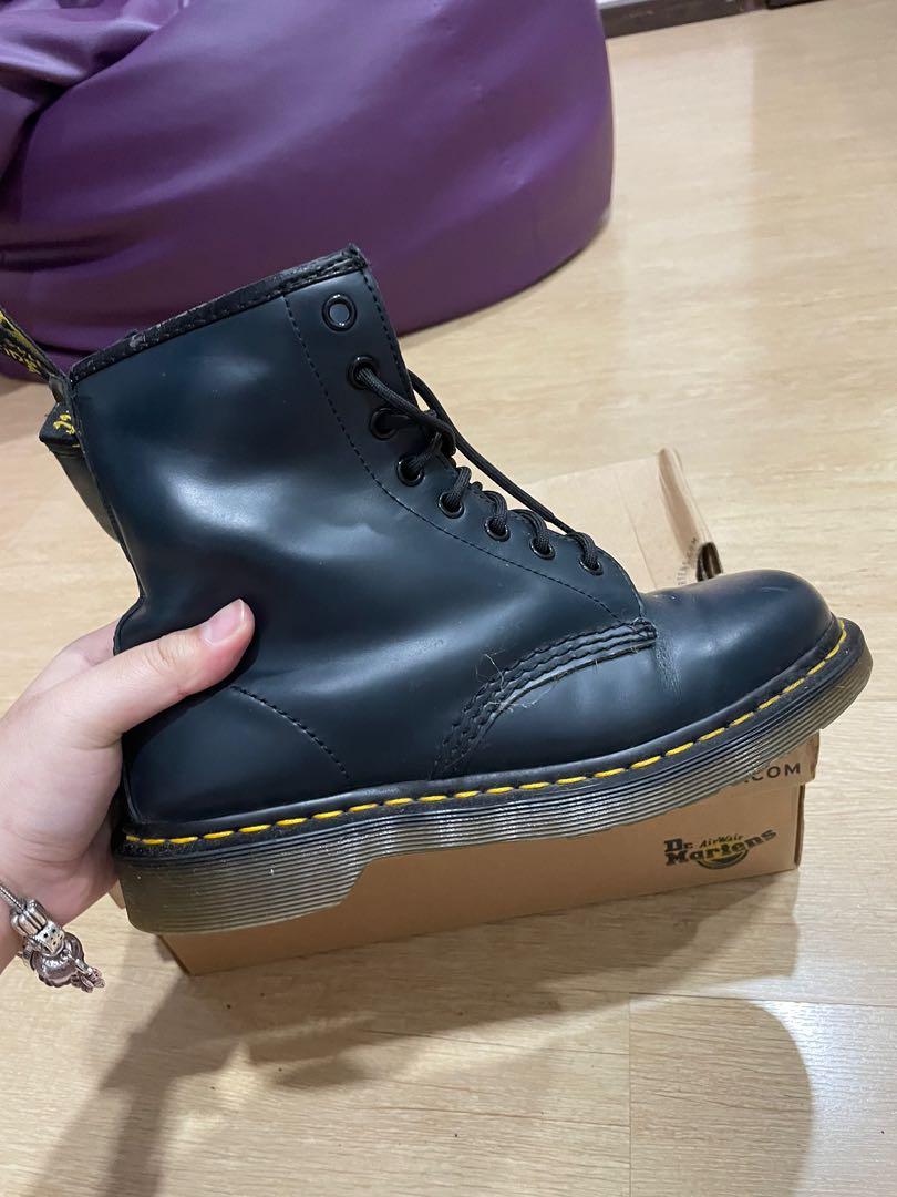 Dr Martens 1460 Navy Blu Marin Men s Fashion Footwear Boots on