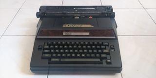 Electric typewriter Brother Correct-O-Ball XL-1