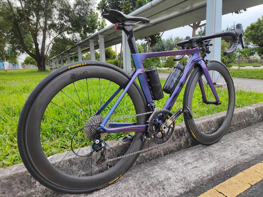 Full carbon road bike (frame size 47") 7.4kg+/, Sports Equipment