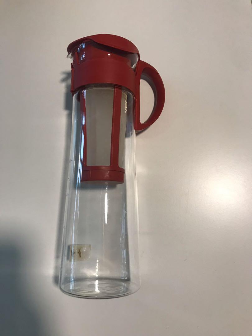 Iced Coffee Steeper (Category: Coffee & Tea Tableware) located in Singapore. Submitted by jthie407 (Listing ID 1147581393, Image 2). Description: Very lightly used. So great for making iced coffee. Would be great for iced tea and also flavoring water. .