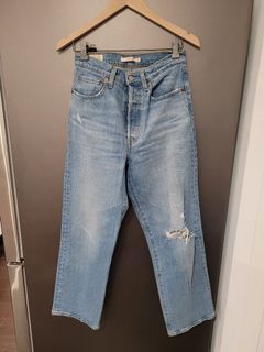 (Category: ) located in . Submitted by fashionjunky (Listing ID 1147509429, Image 1). Description: .