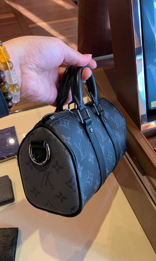 WHATS IN MY BAG - LOUIS VUITTON KEEPALL XS