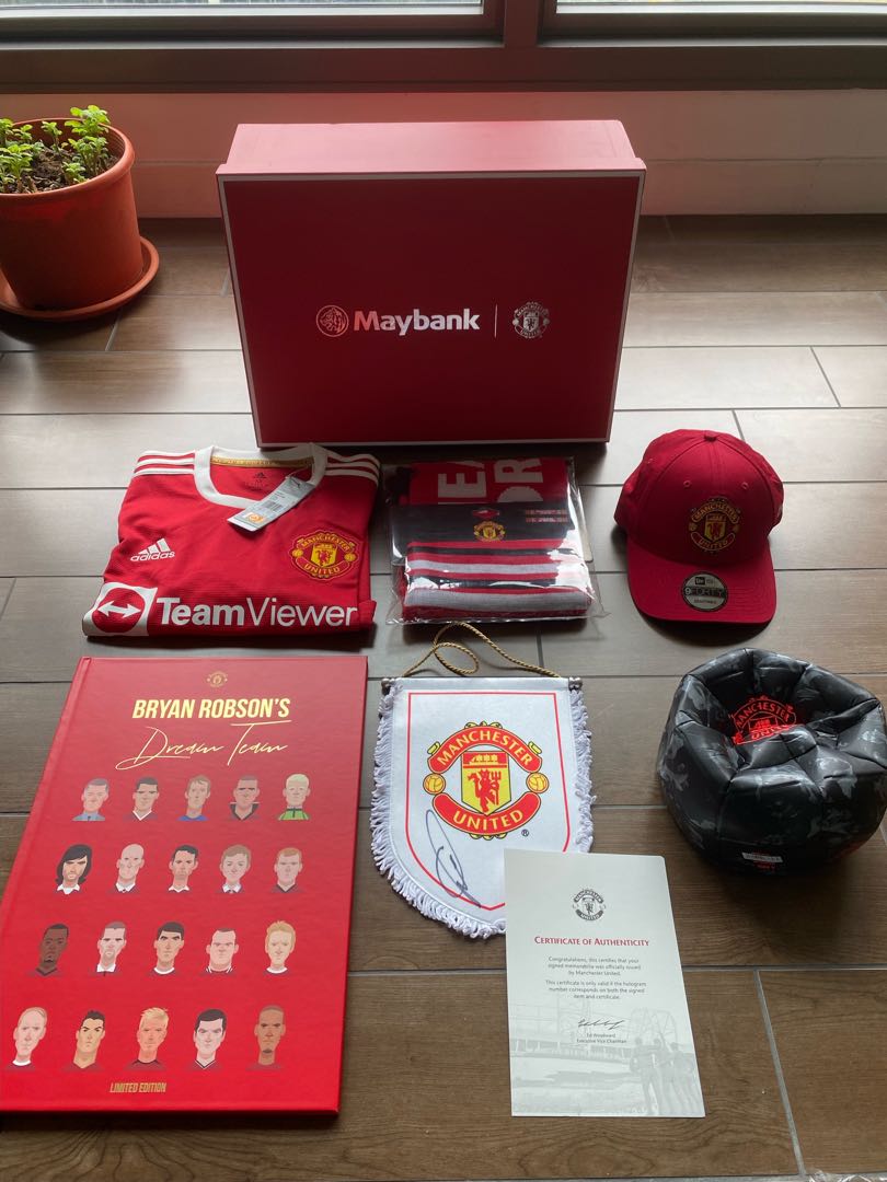Man u hot sale merch