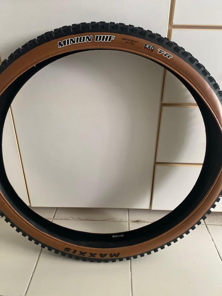 Maxxis minion best sale tan wall 29