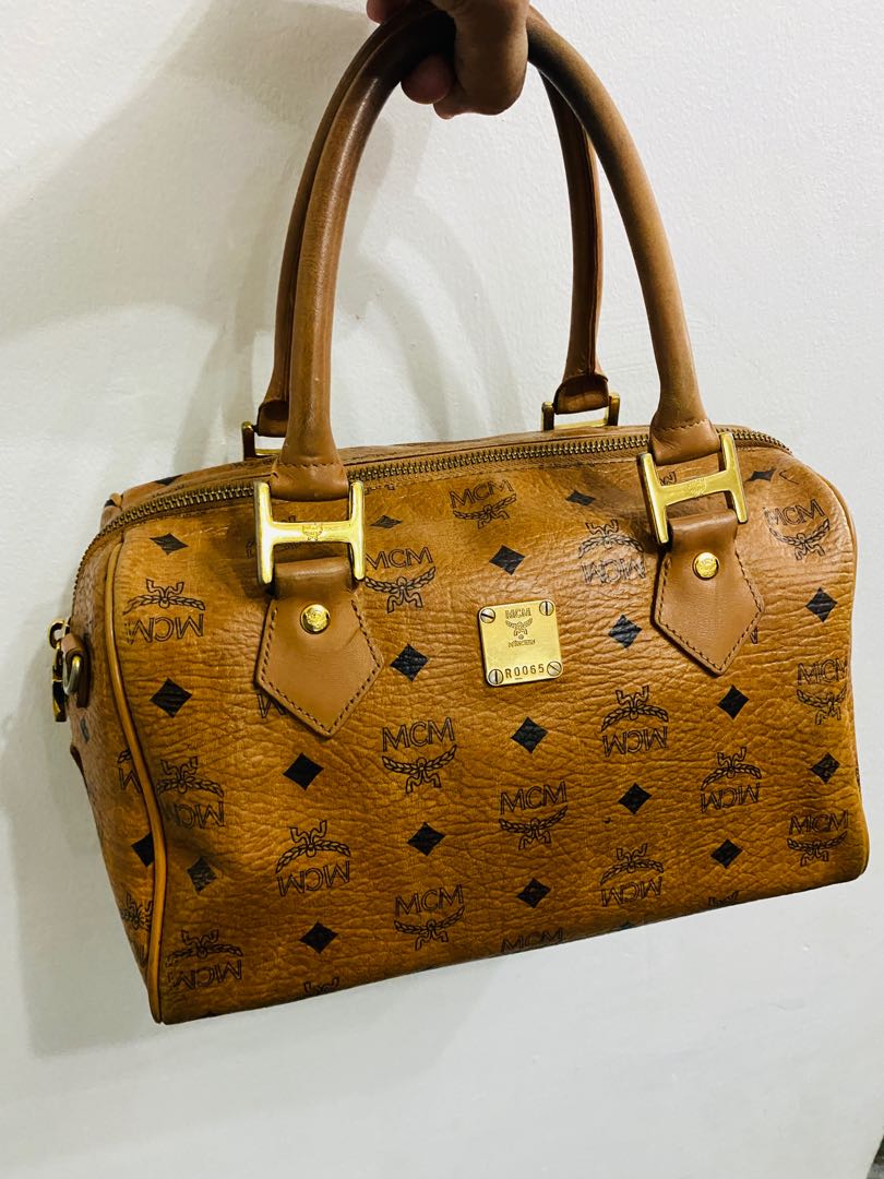 Mcm speedy 25 bag, Luxury, Bags & Wallets on Carousell