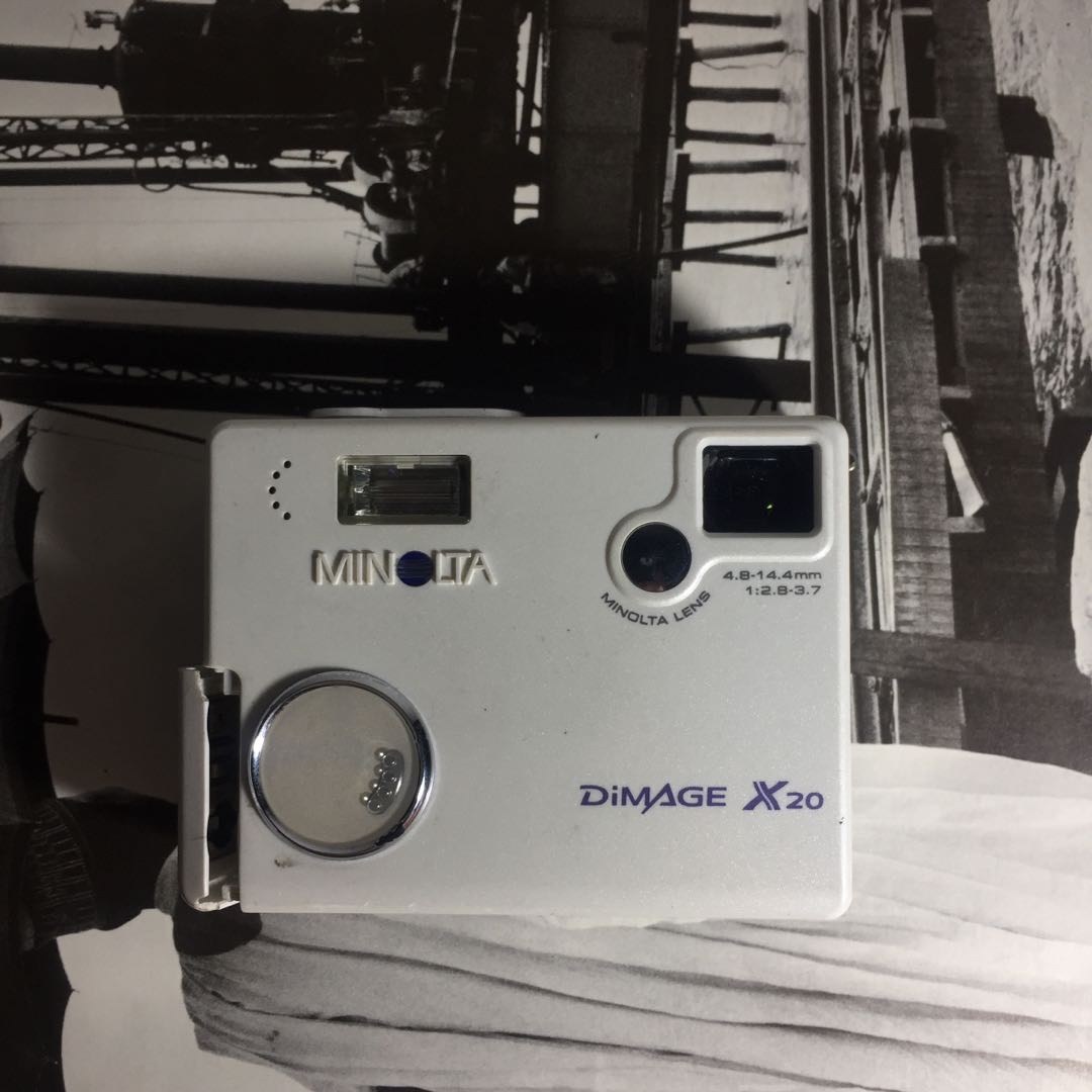 MINOLTA DIMAGE X20, Photography, Cameras on Carousell