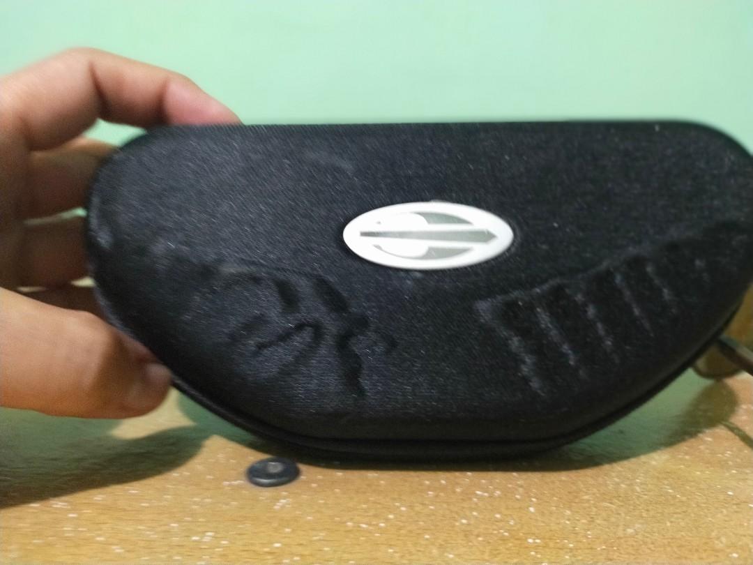 mormai sunglasses (Category: Sunglasses & Eyewear) located in Manila. Submitted by kuntil (Listing ID 1147496853, Image 3). Description: brand new,original mormai unisex sunglasses.. slightly negotiable..2500 sa mall..