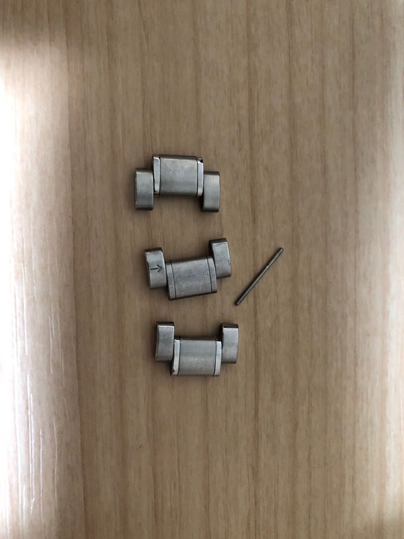 Omega Speedmaster 19mm bracelet links 