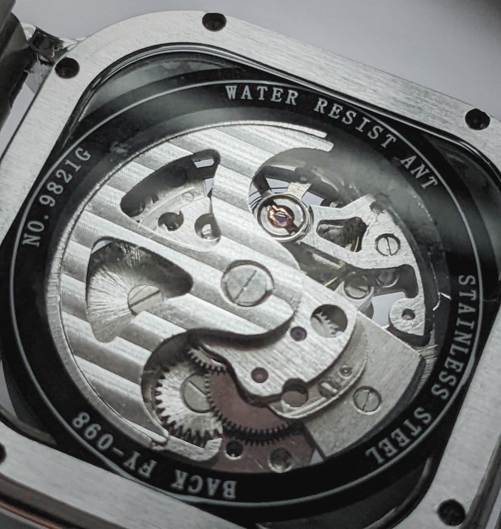 Watch bargain shop