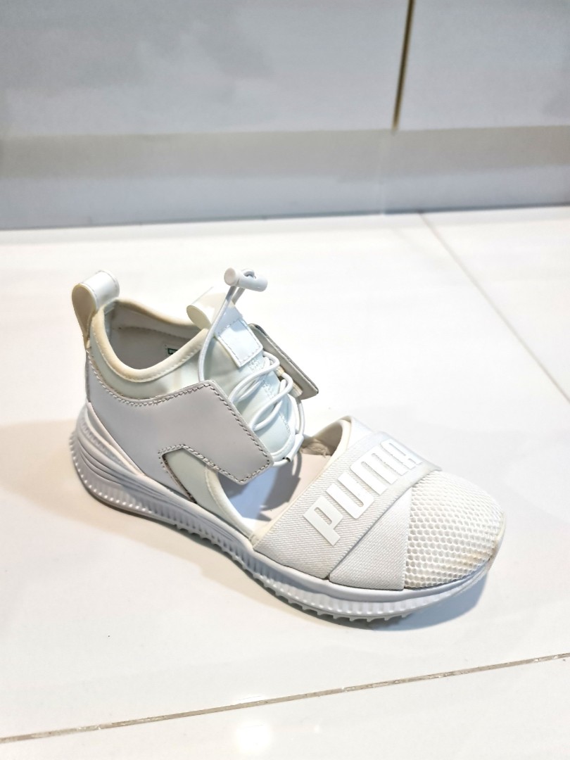 Puma fenty shoes white store