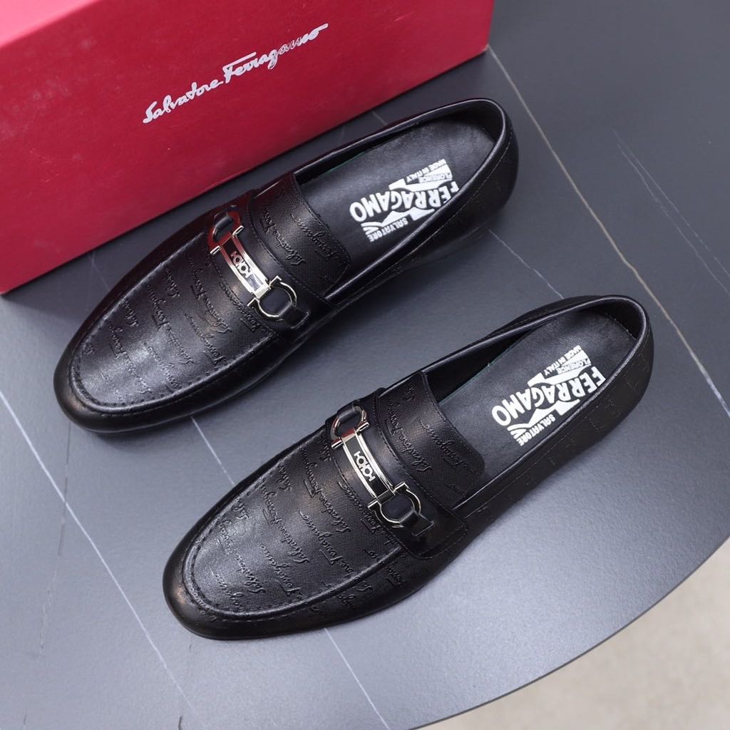 Salvatore ferragamo driving shoes preorder Men s Fashion