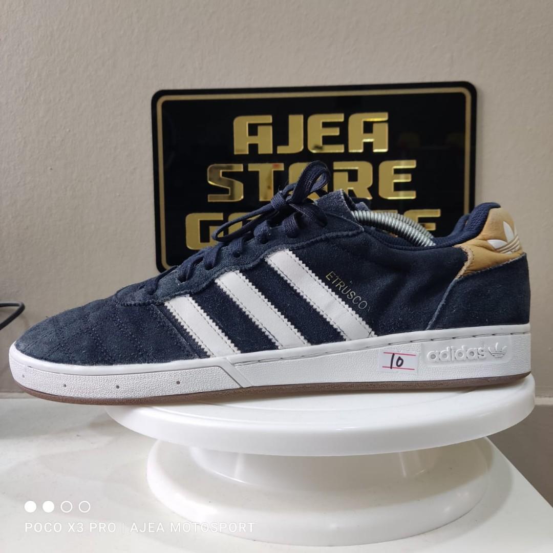 Adidas etrusco maroon 2025