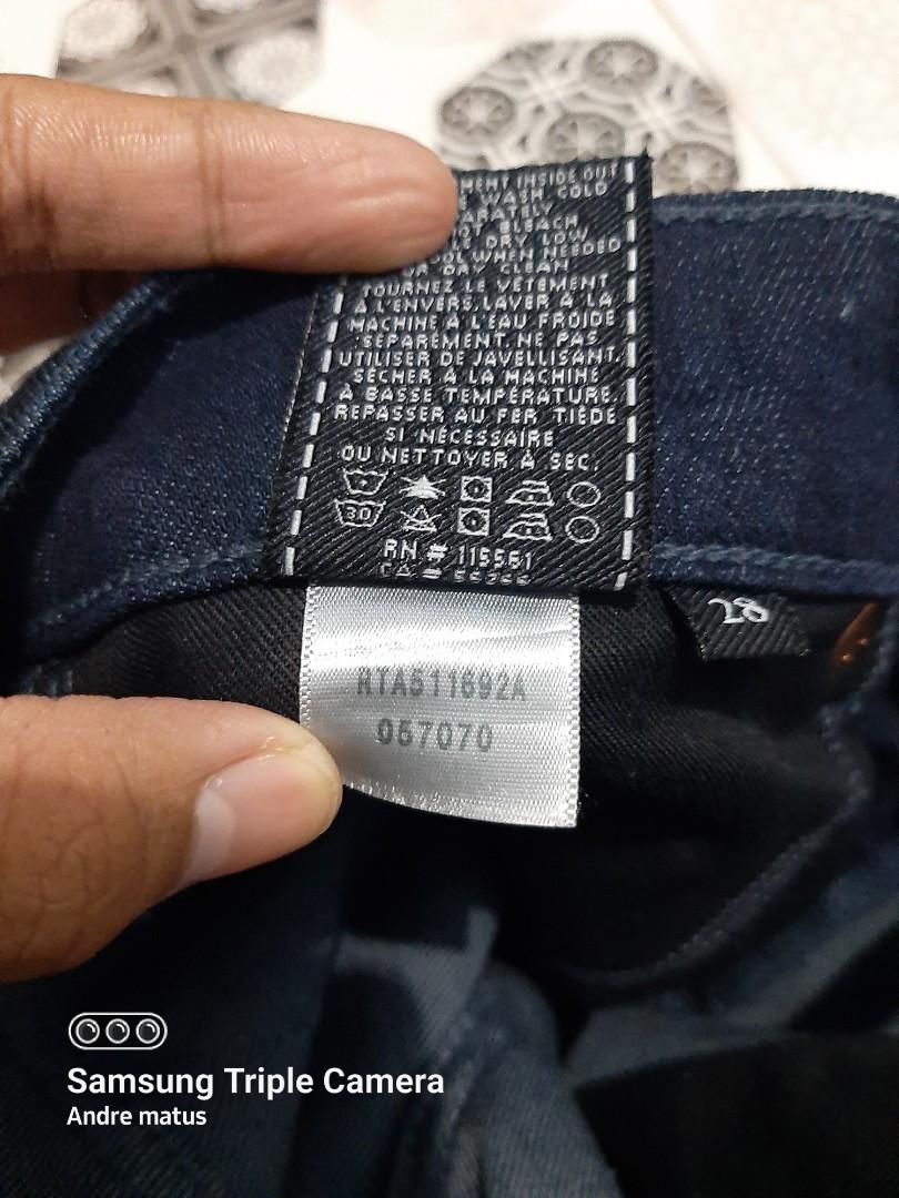 Fesyen Pria, Pakaian , Bawahan di Carousell