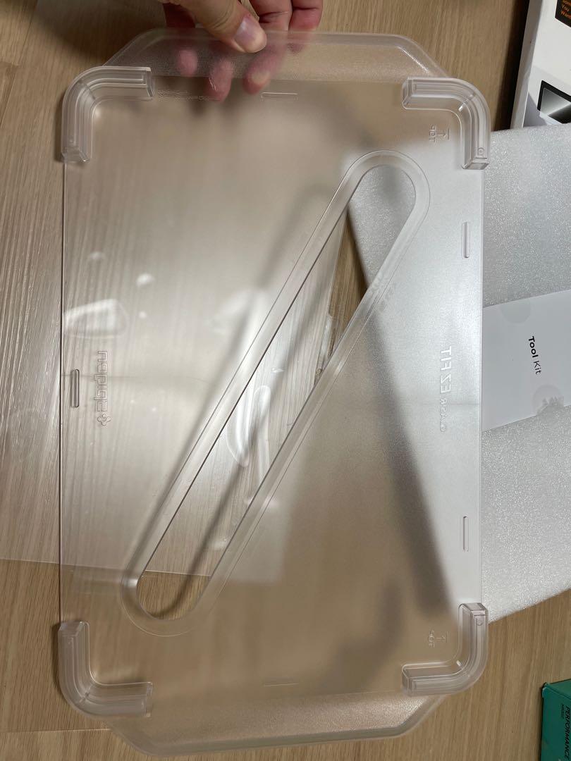 Spigen Tesla Model Y/Model 3 GLAStR EZ FIT, Mobile Phones & Gadgets