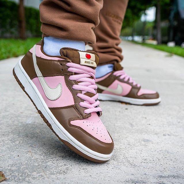 NIKE DUNK LOW Cherry Stussy