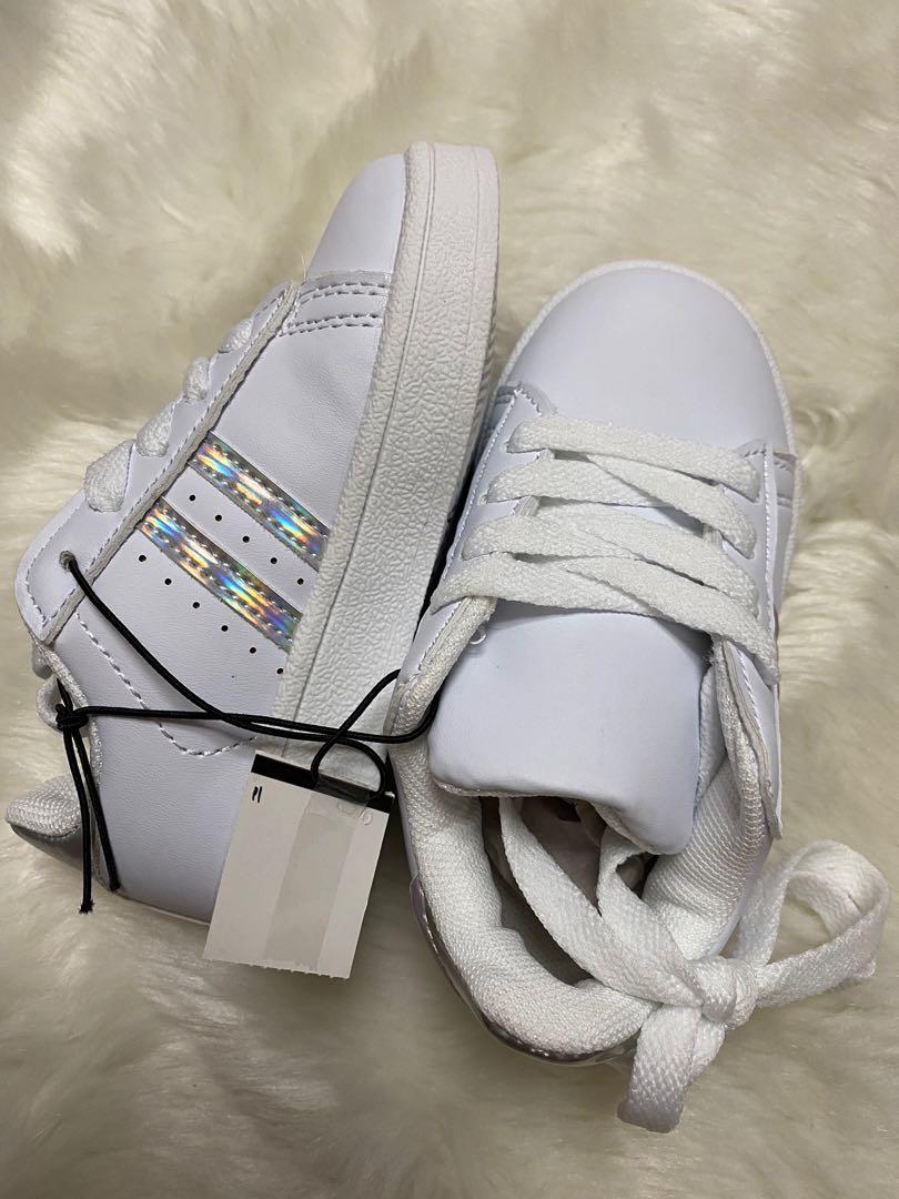 Superstar gs trainers white sale silver holographic